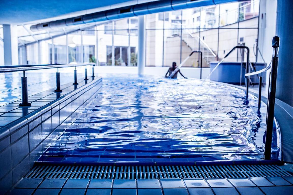 Premium Apartment For Old Town & Jewish Quarter Plus Pool Краков Экстерьер фото